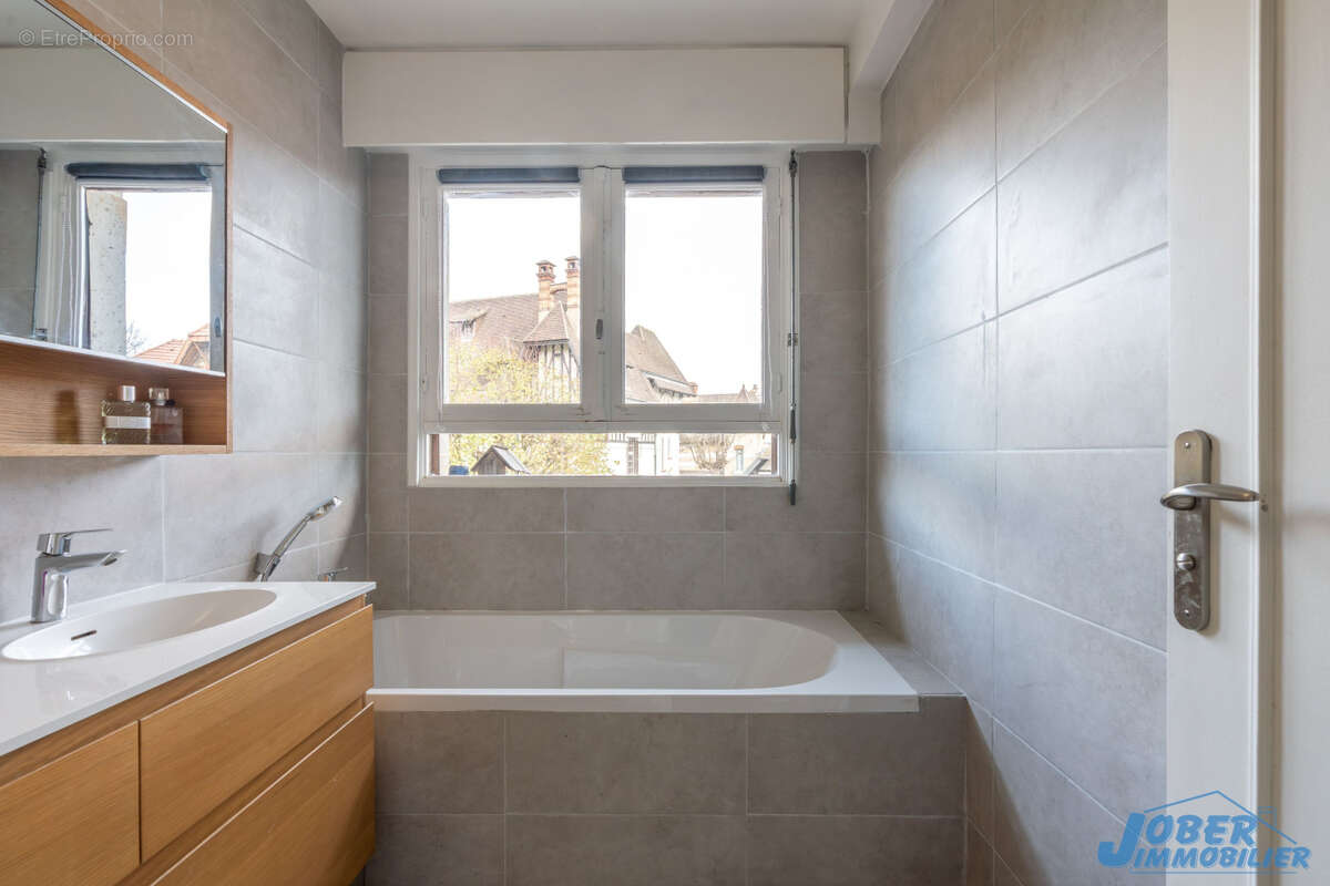 Appartement à NOGENT-SUR-MARNE