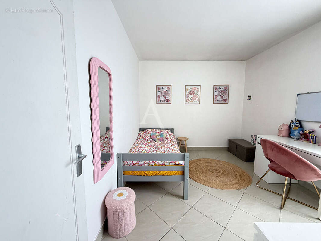 Appartement à LIVRY-GARGAN