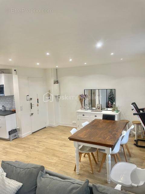 Appartement à DAMMARIE-LES-LYS