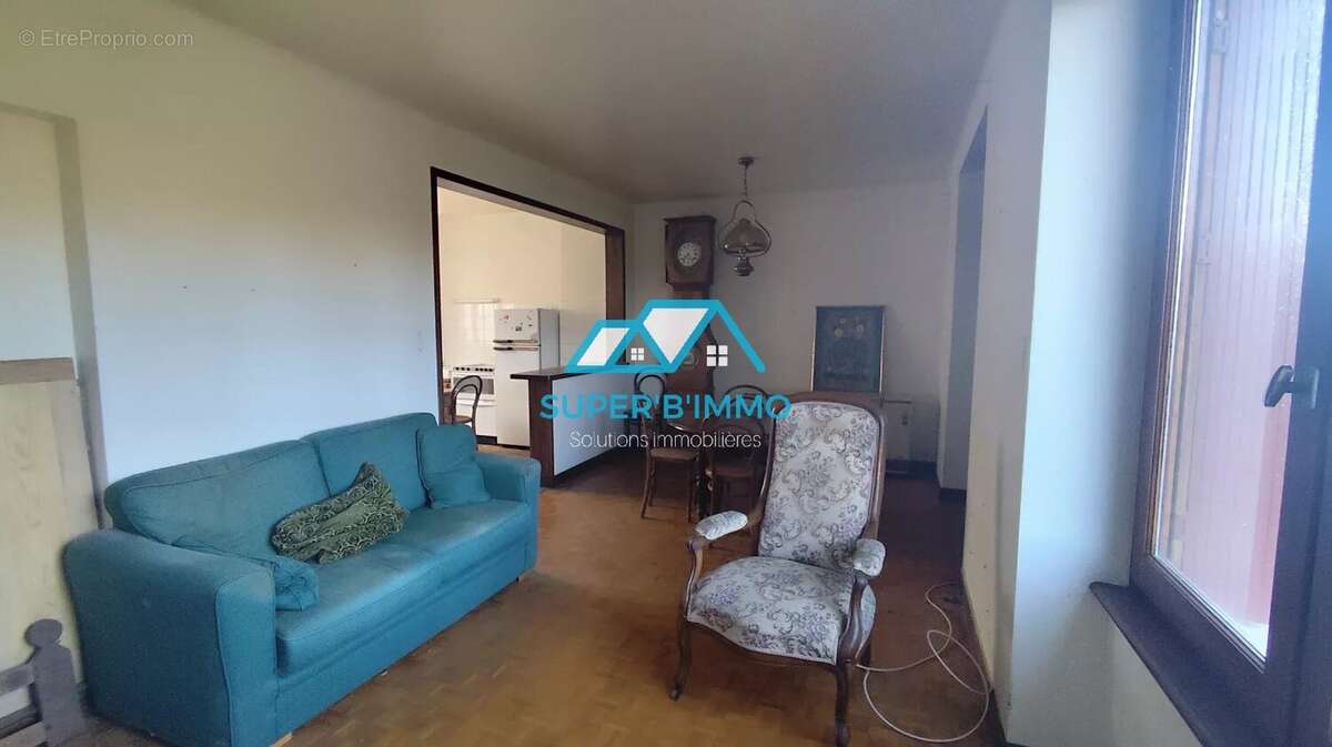 Maison à MAZEYRAT-D&#039;ALLIER