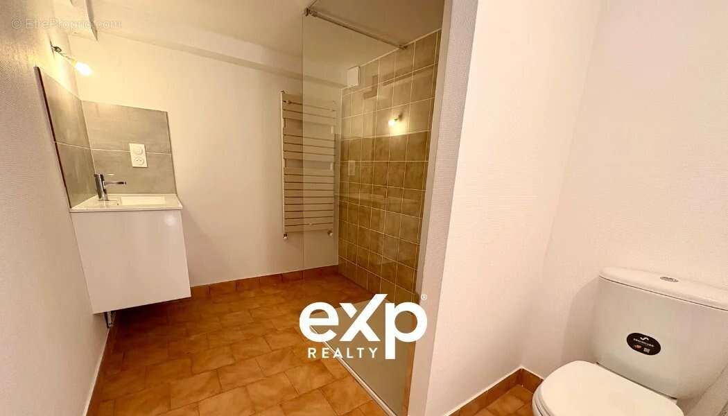 Maison à BUSSY-SAINT-GEORGES