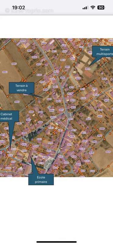 Terrain à BROUT-VERNET