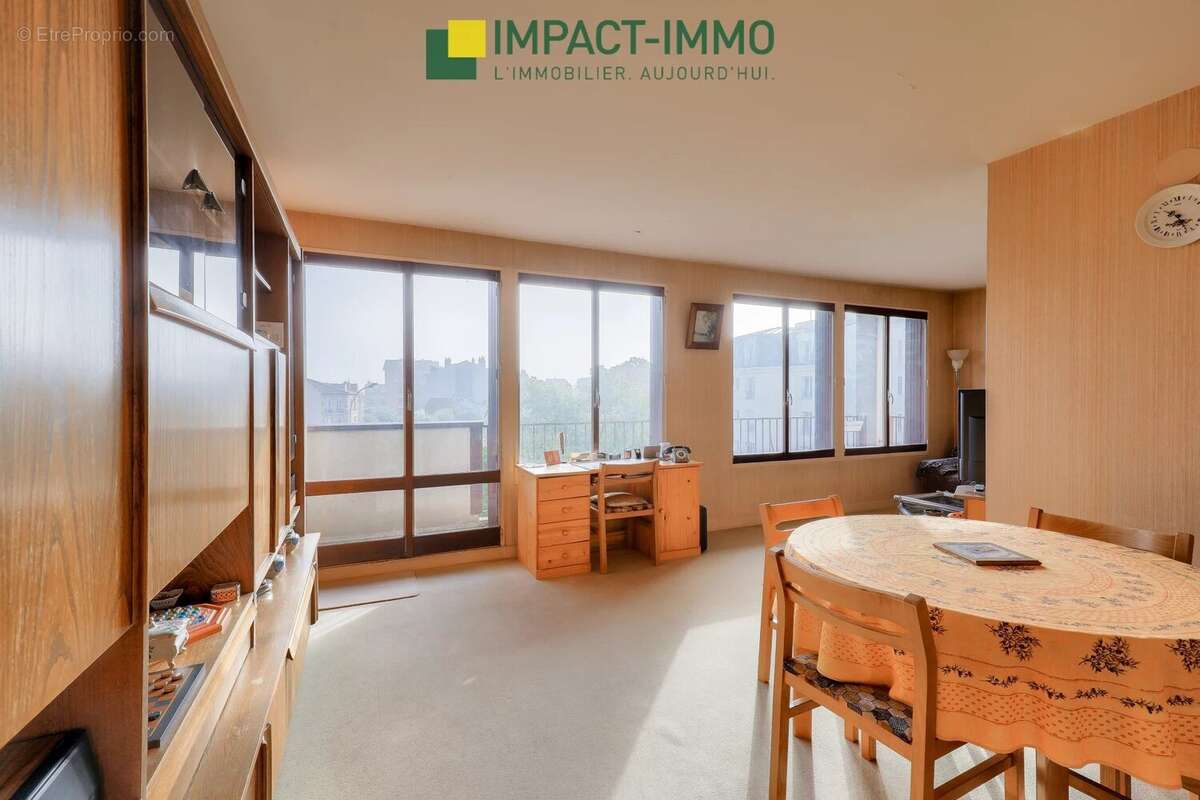 Appartement à BOIS-COLOMBES