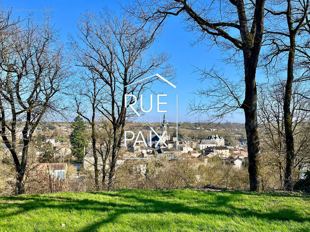 Maison à SAINT-LOUP-LAMAIRE