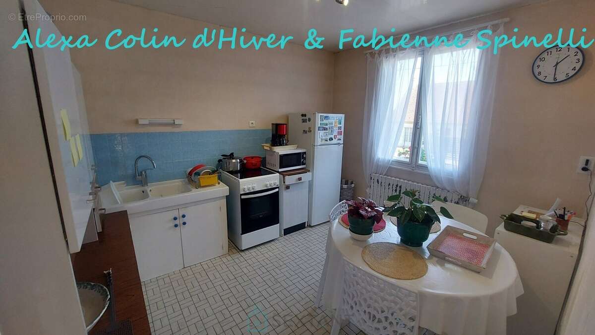 Maison à PERNANT