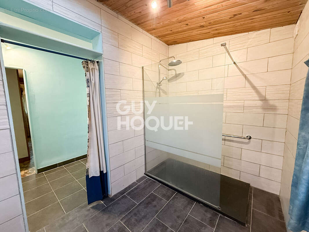 Maison à MAY-SUR-ORNE