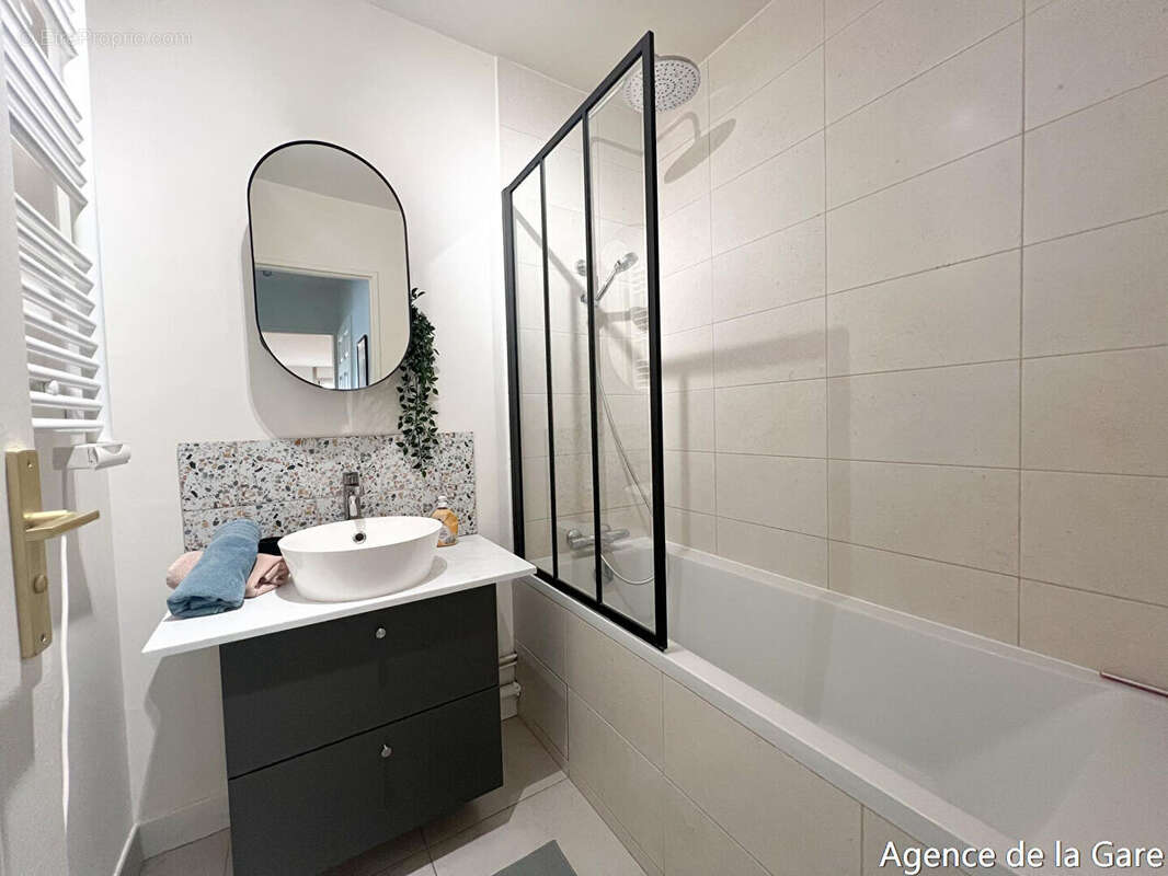Appartement à HOUILLES
