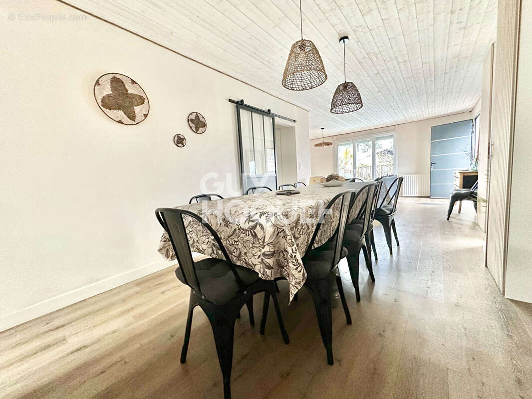 Maison à GUJAN-MESTRAS