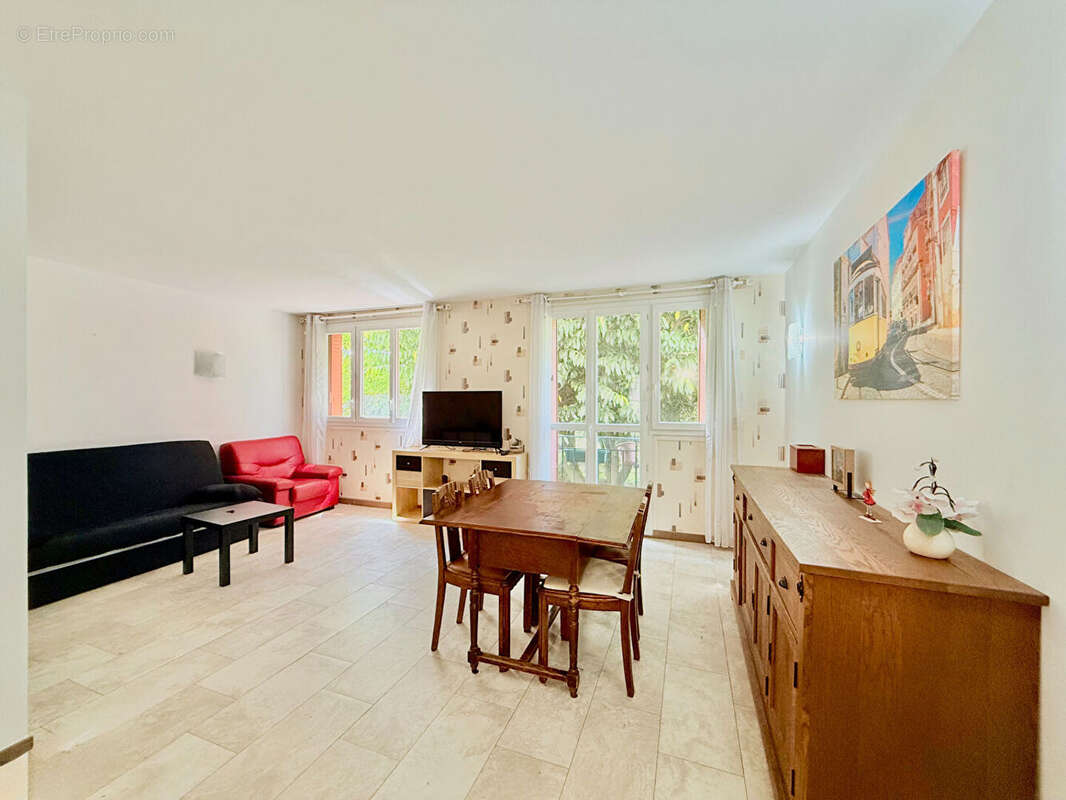 Appartement à CACHAN