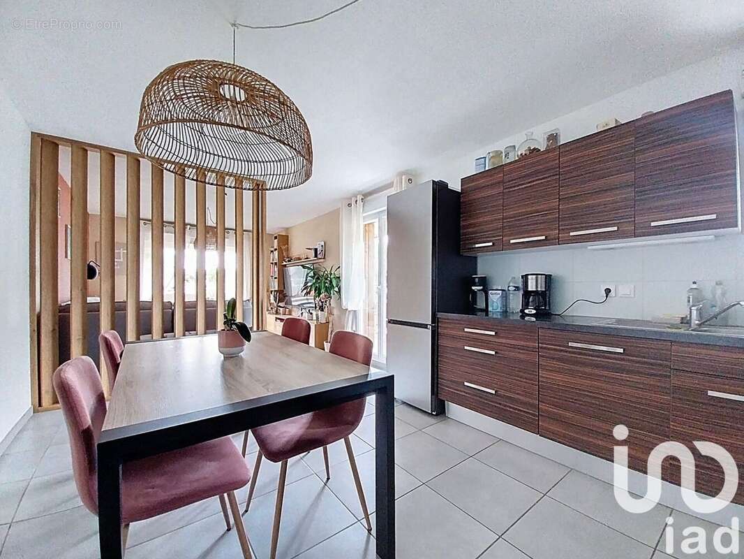 Photo 4 - Appartement à ALLONZIER-LA-CAILLE