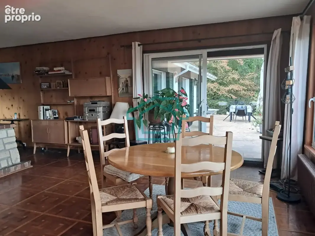 Proche Thoiry   Maison de plain-pied 4 chambres avec sous-sol total sur 2 275 m2 de terrain - photo 5