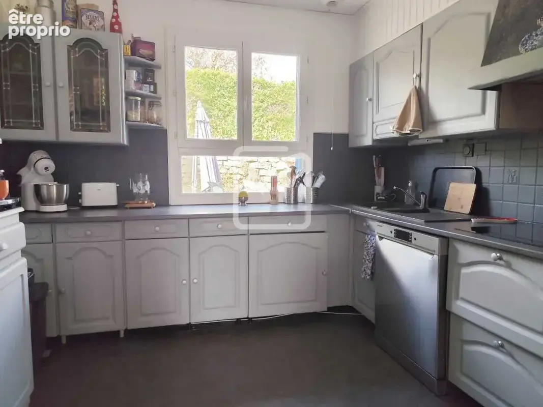 Maison de plain-pied, 4 chambres, commodités à pied - photo 3