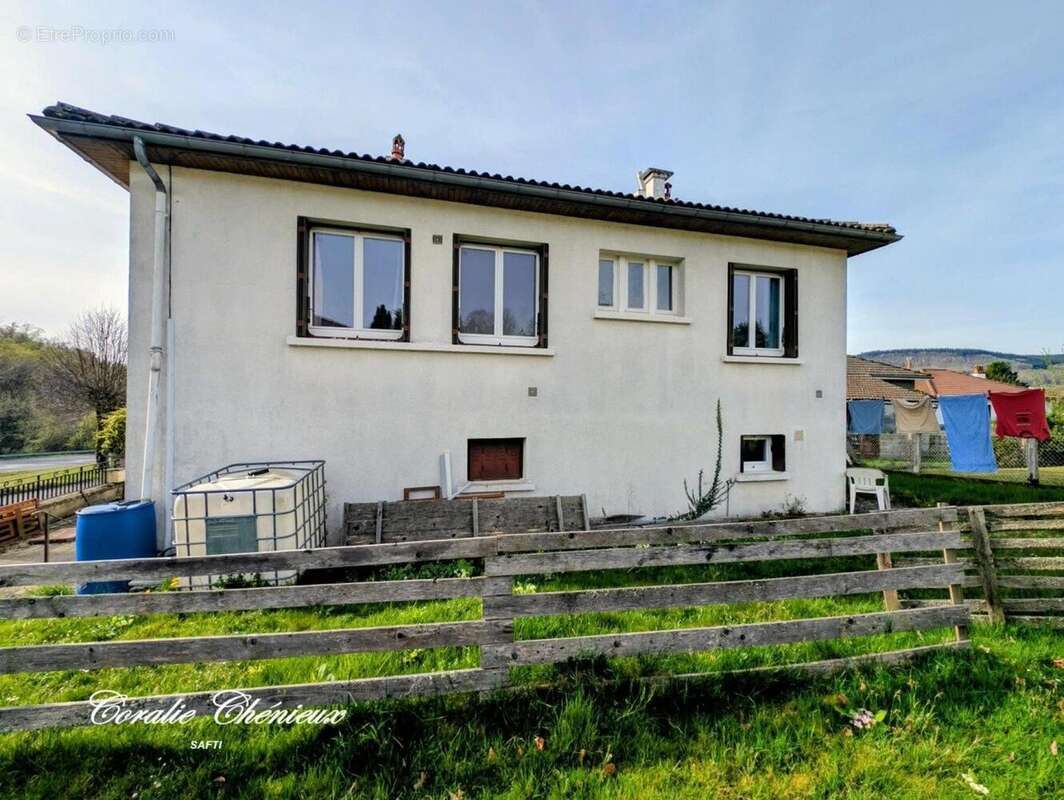 Photo 9 - Maison à LANOBRE