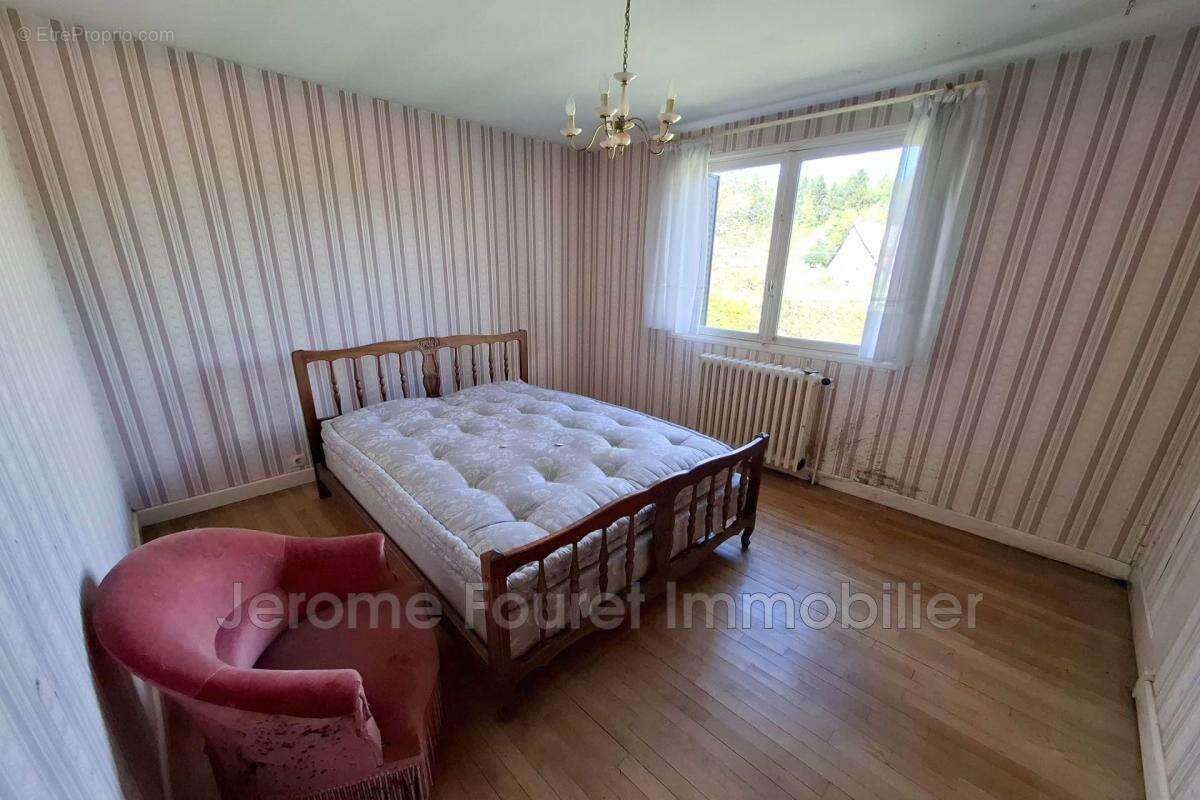 Maison à MARGERIDES
