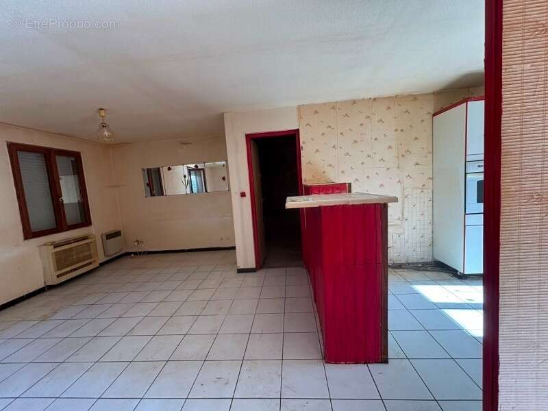 Maison à rénover à vendre 3 pièces LA CRAU (83). LOTISSEMENT LES ARQUETS - photo 12