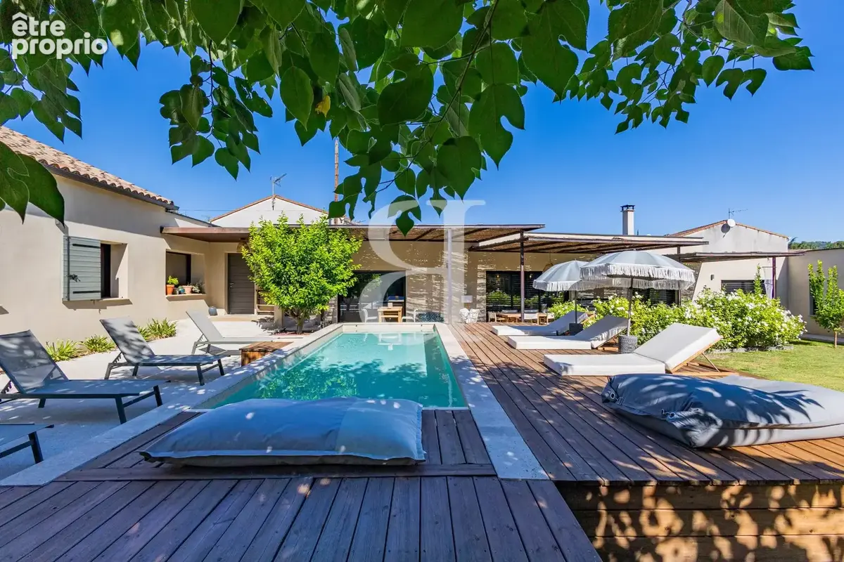 Maison à VAISON-LA-ROMAINE