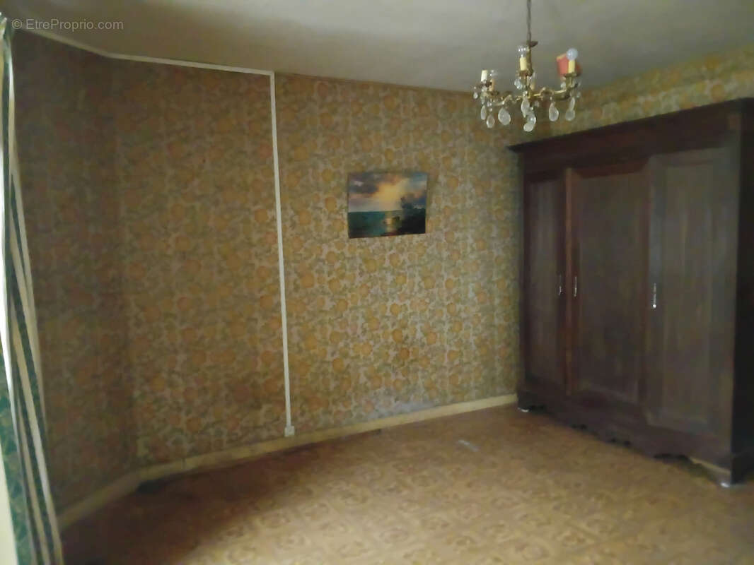 Maison à NERONDES