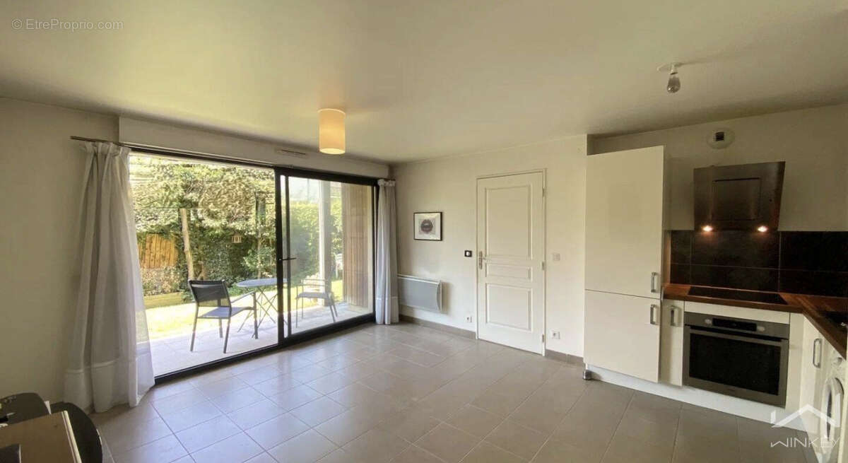 Appartement à PLAISIR