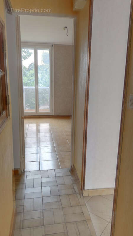 Appartement à MARSEILLE-10E