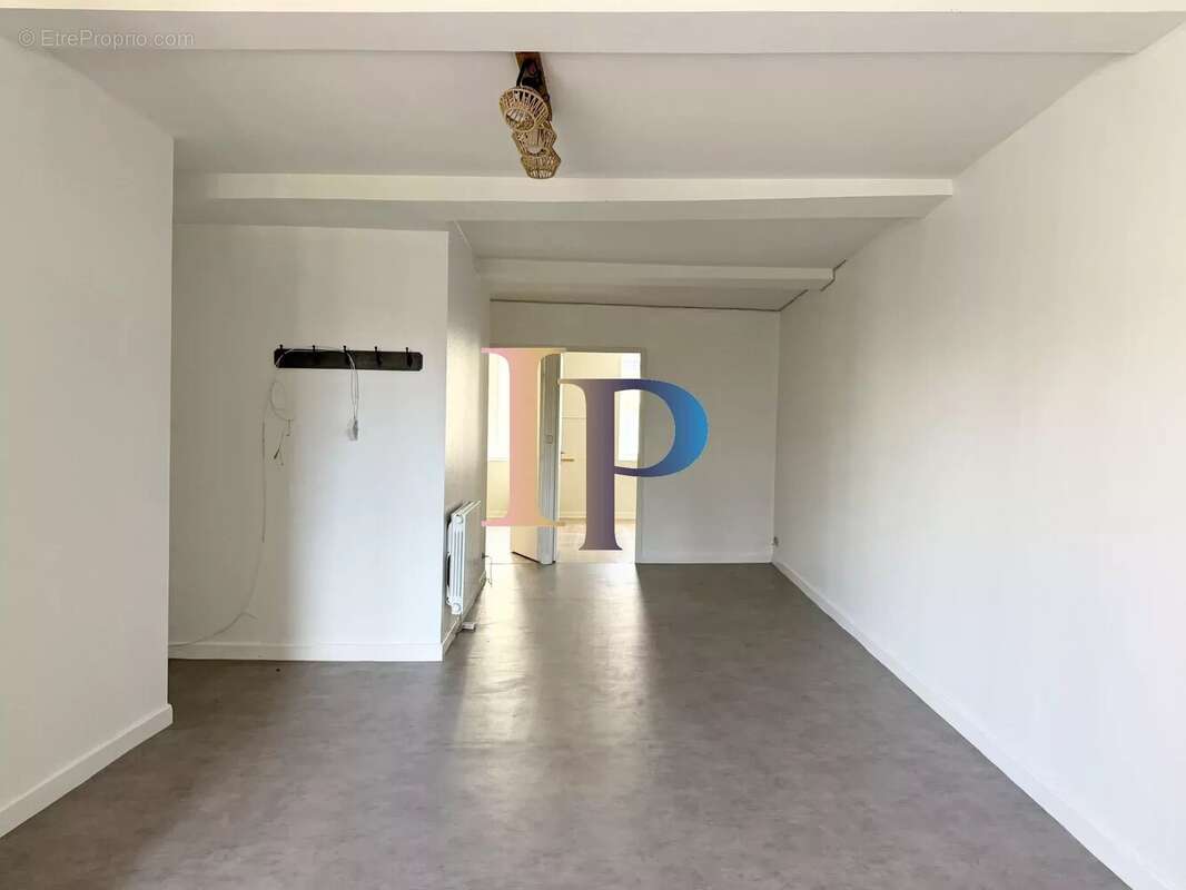 Appartement à CHARLIEU