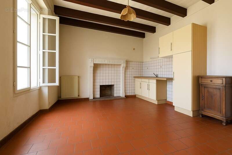 Maison à SAINT-MARTIN-DE-SAINT-MAIXENT