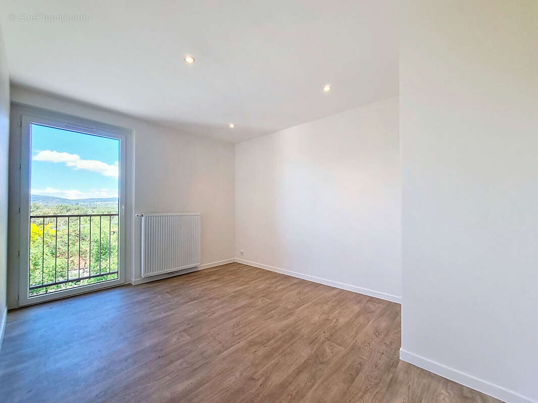 Appartement à CRAN-GEVRIER