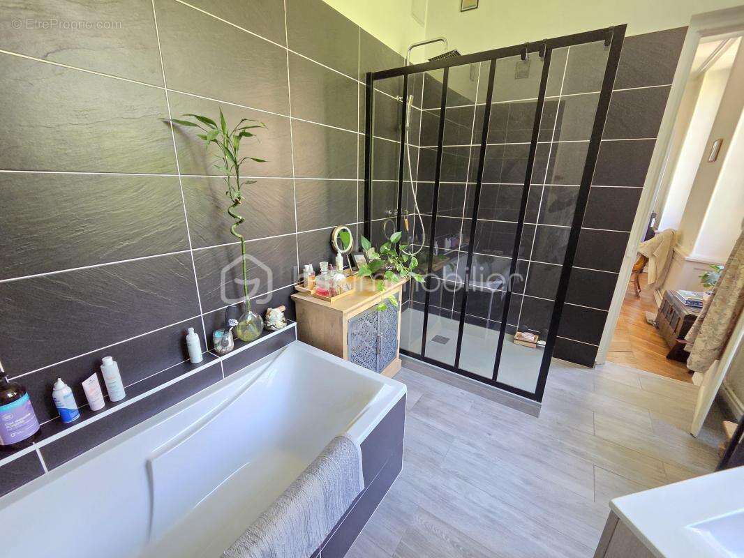 Magnifique Appartement de prestige de 204m² en hyper centre ville de Nevers - photo 25