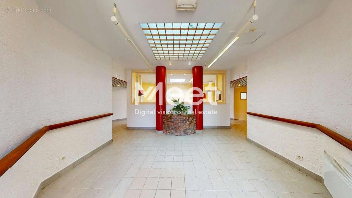 Commerce 790 m² à Diges  - photo 13