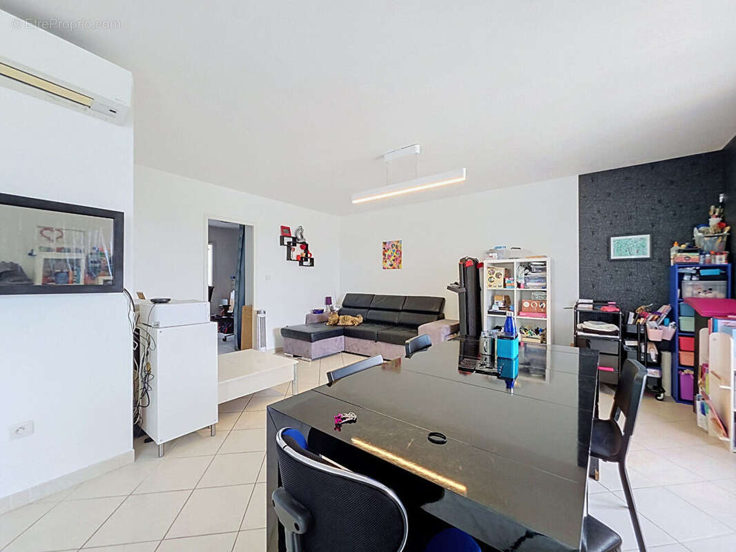 Maison Les Angles 4 pièce(s) 71 m2 sur parcelle 320m² - photo 4