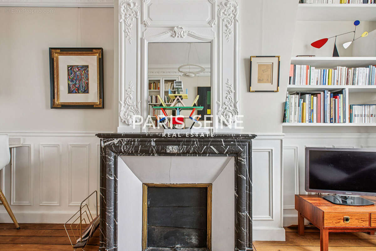 Appartement à PARIS-7E