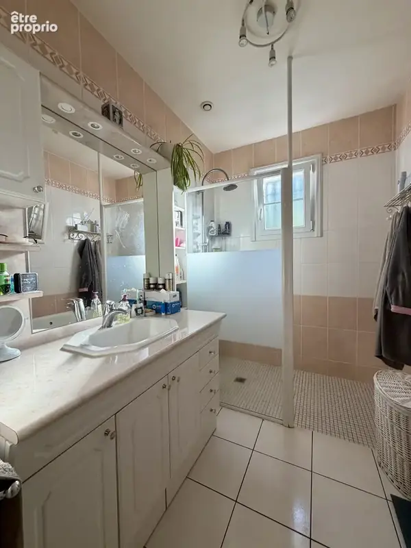 A 5 MIN D'AIZENAY, maison 3 chbres sur 2 182 m2 de terrain clos - photo 9