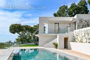 Maison à ROQUEBRUNE-CAP-MARTIN