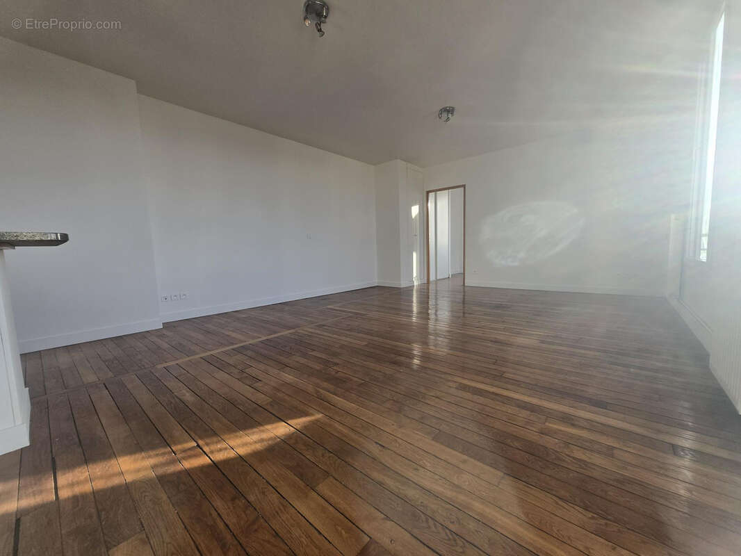 Appartement à VILLENEUVE-SAINT-GEORGES