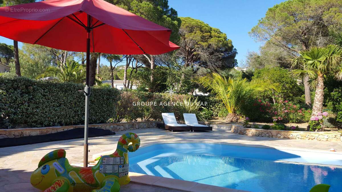 Maison à LES ISSAMBRES