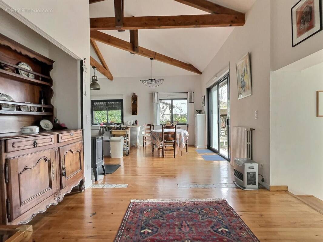 Photo 1 - Maison à COUTRAS