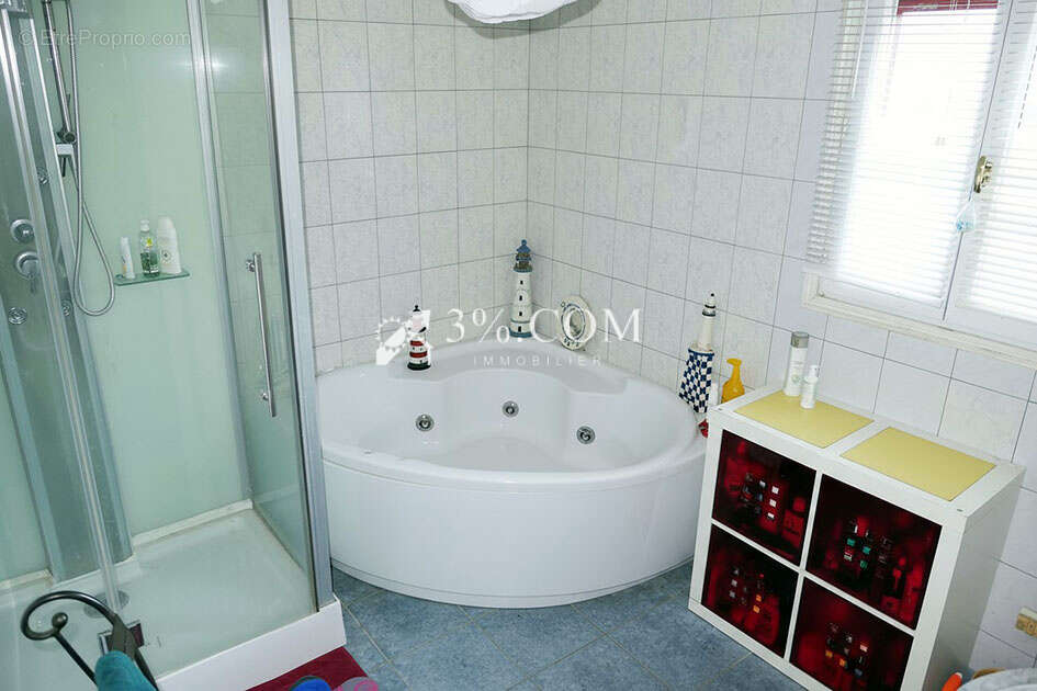 Maison à SAINT-MARTIN-EN-CAMPAGNE