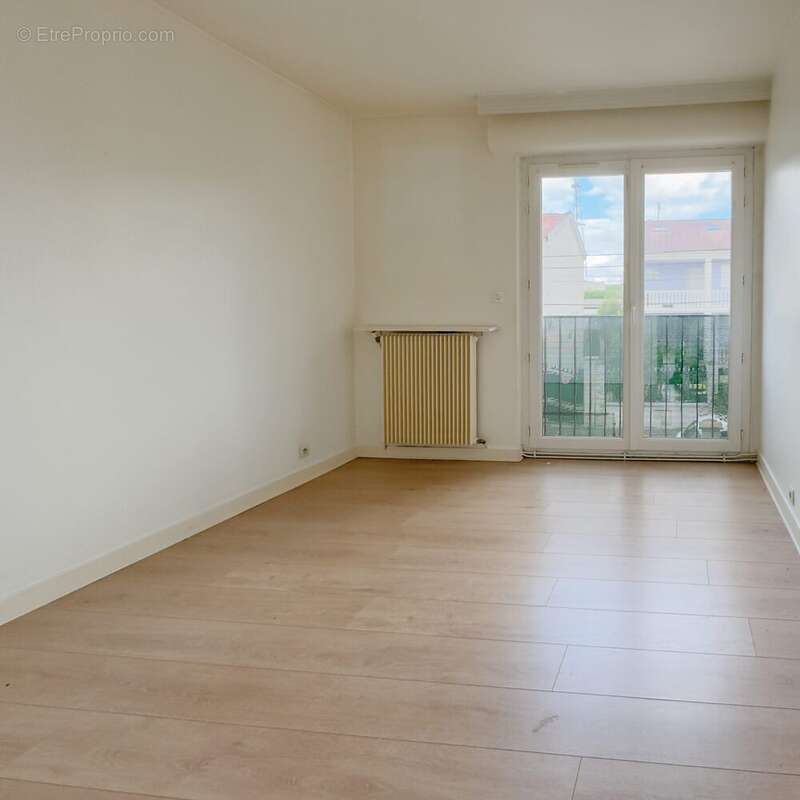 Appartement à MONTREUIL