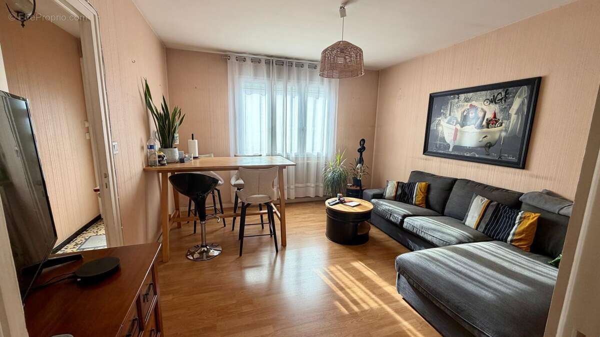 À vendre – Maison à fort potentiel à La Rochelle - photo 6