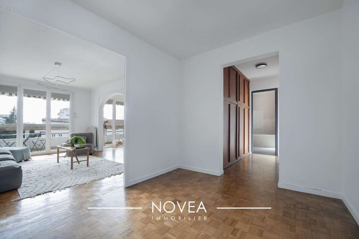 Appartement à CALUIRE-ET-CUIRE