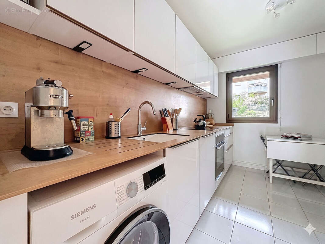 Appartement à SURESNES