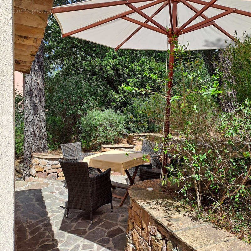 Maison à LA MOTTE