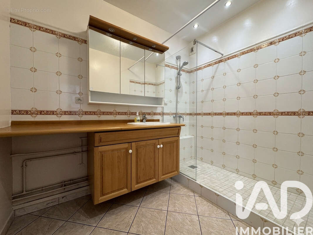Photo 7 - Appartement à VILLEJUIF