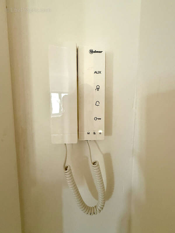 Appartement à SUZE-LA-ROUSSE