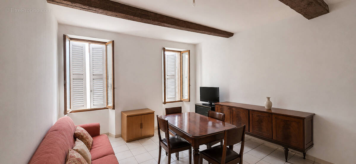 Appartement à HYERES