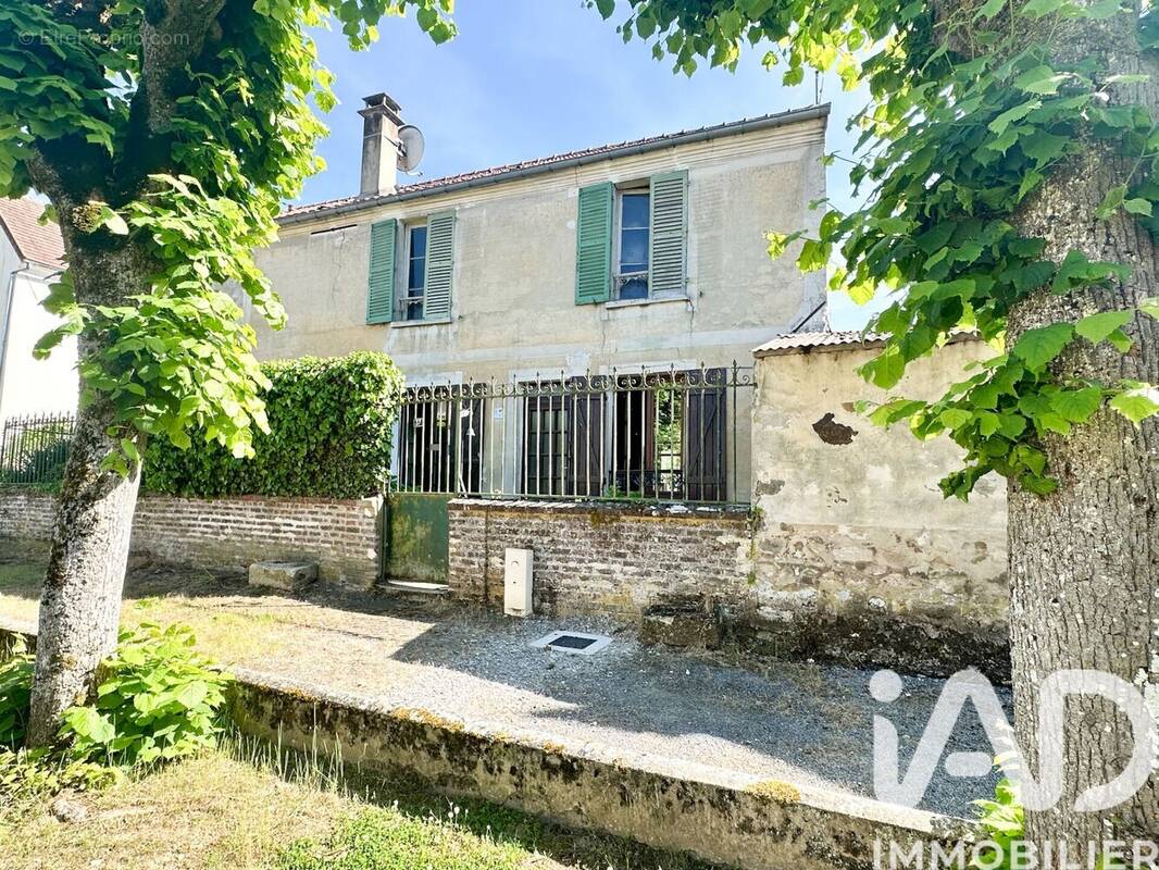 Photo 1 - Maison à CROUY-SUR-OURCQ