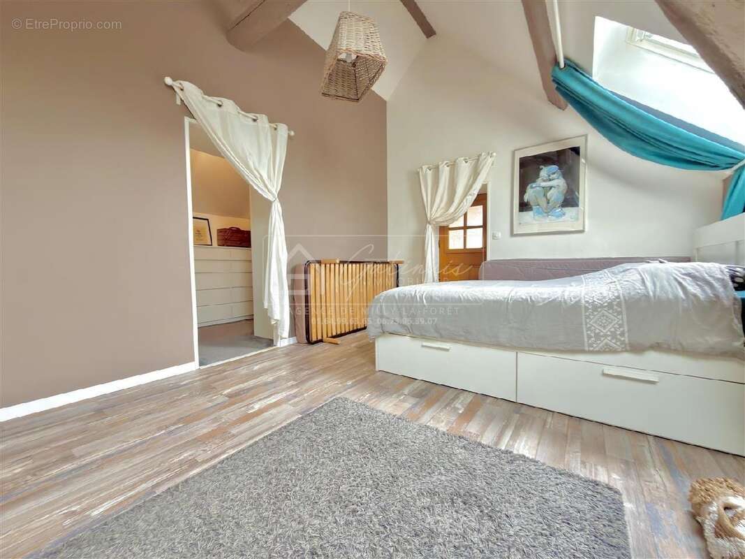 Maison à MILLY-LA-FORET