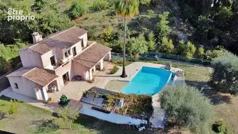 Maison 7 pièces 250 m² à vendre à Antibes (06600) - photo 2