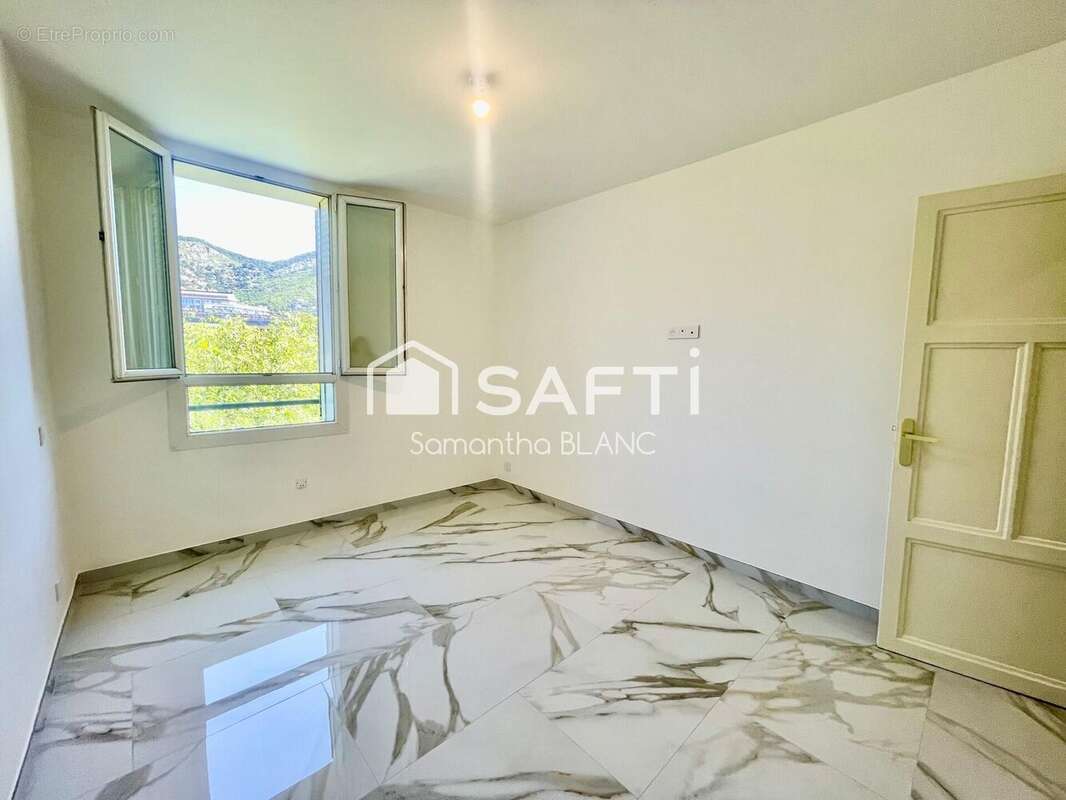 Photo 2 - Appartement à TOULON