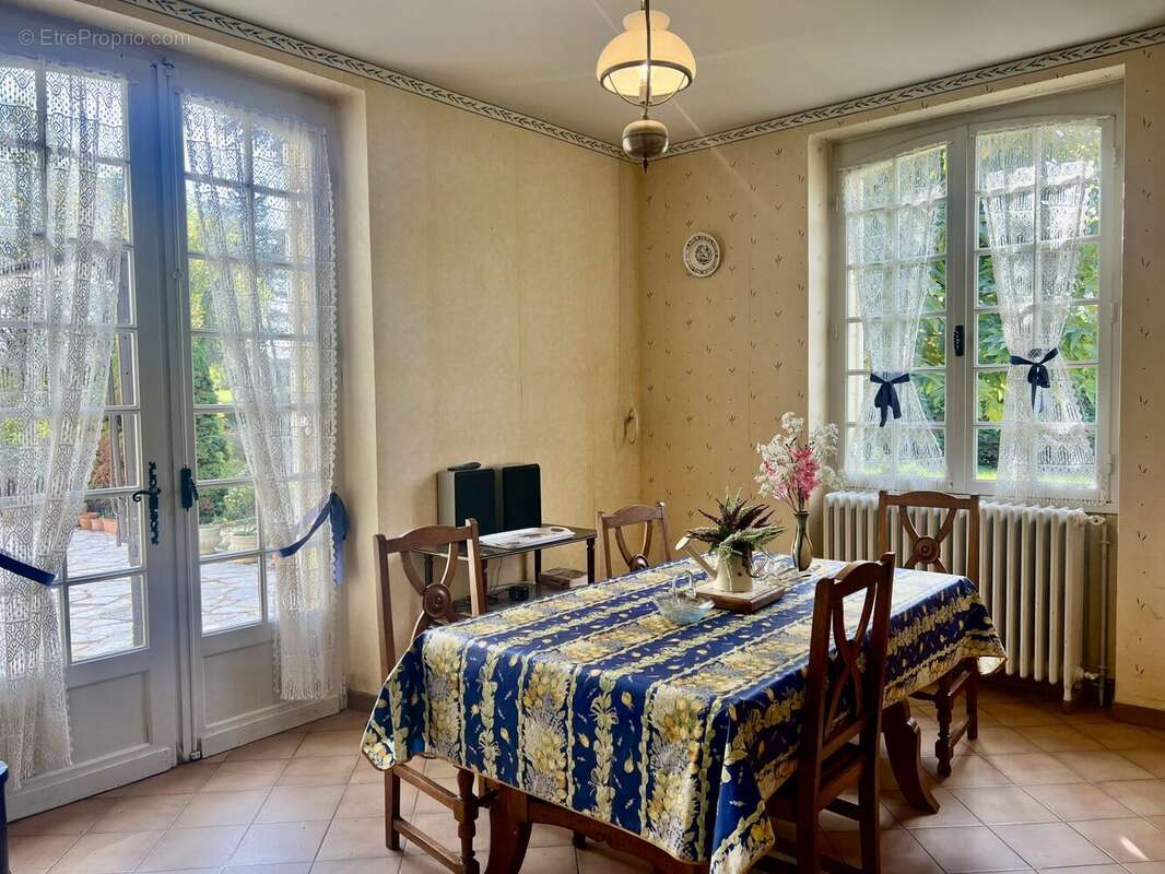 Maison à BEAUMONT-DU-PERIGORD