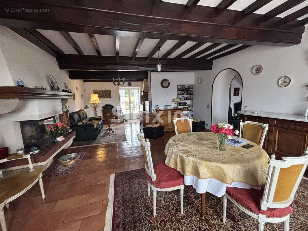 Maison à SAULIEU